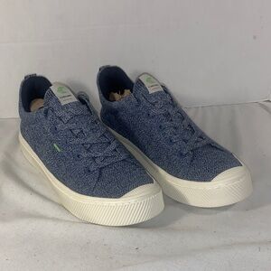 Cariuma IBI Denim Blue Knit Low-Top Sneakers